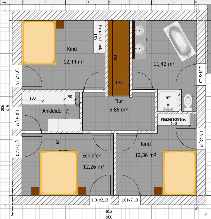 Floor plan: Hallway, two children's rooms, bedroom with dressing room, bathroom with bathtub.