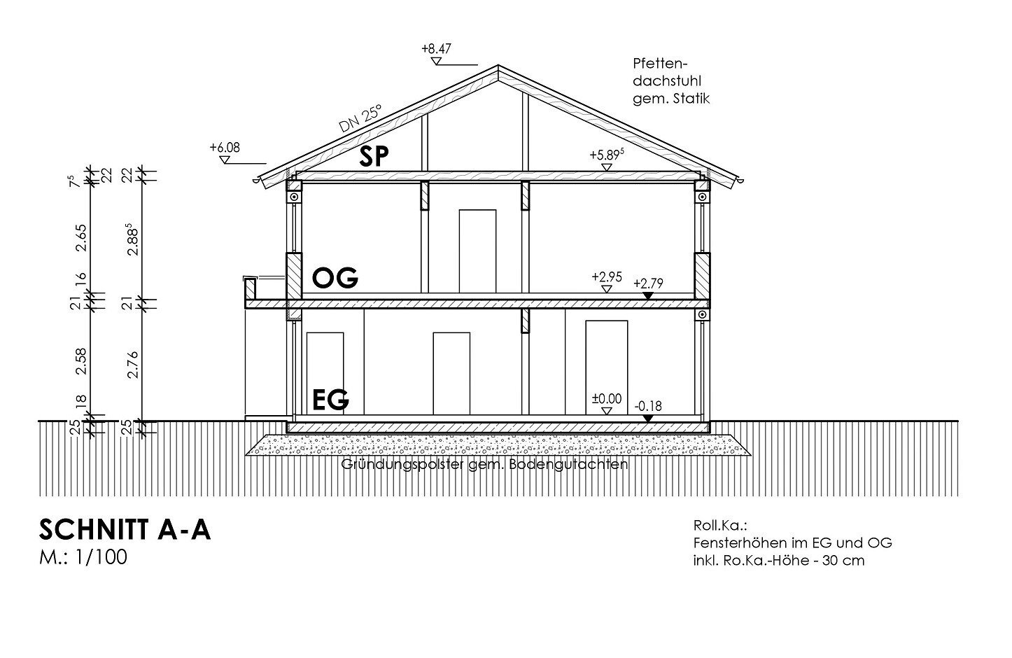 Querschnitt A-A durch ein zweigeschossiges Haus mit EG, OG, Dachstuhl und Maßangaben.