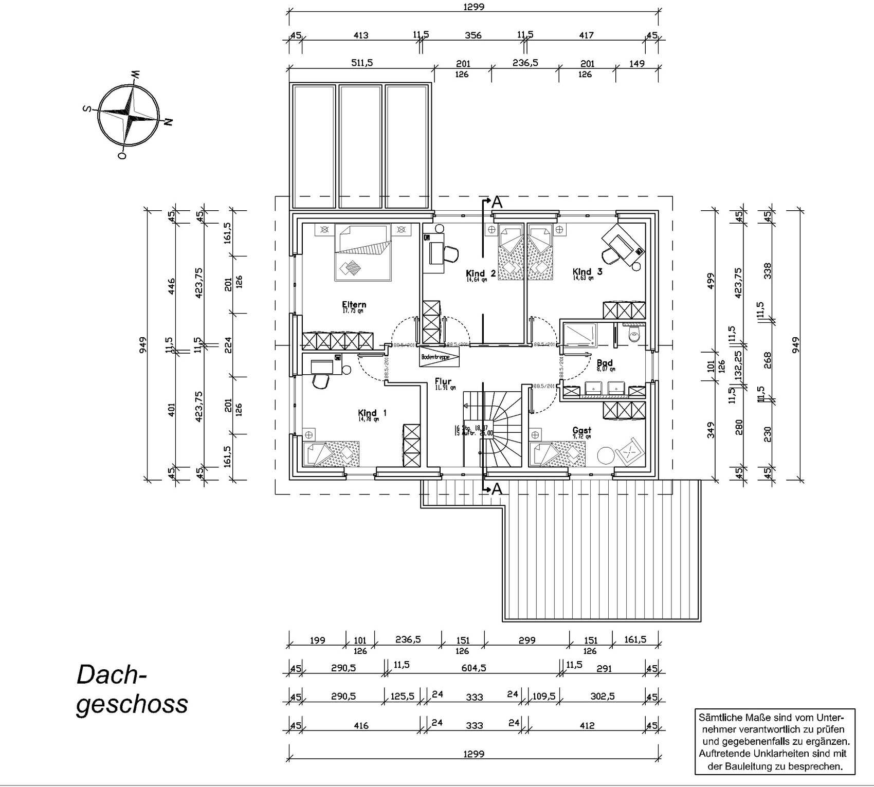 Dachgeschoss-Grundriss mit Eltern-, Kinder- und Gästezimmer, Bad, Flur und Treppe.