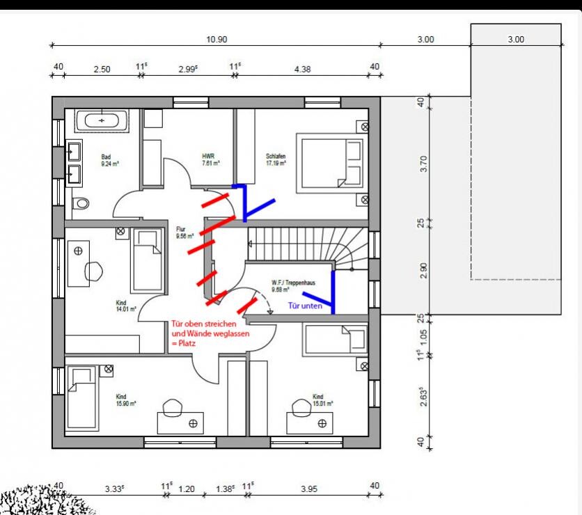 Floor plan of a house with bathroom, hallway, bedroom, and children’s rooms; blue arrows marking doors.