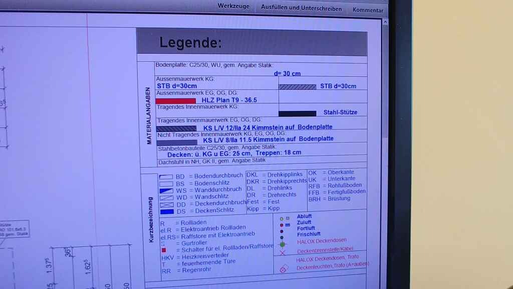 Computer screen showing legend of a construction plan with materials and abbreviations.