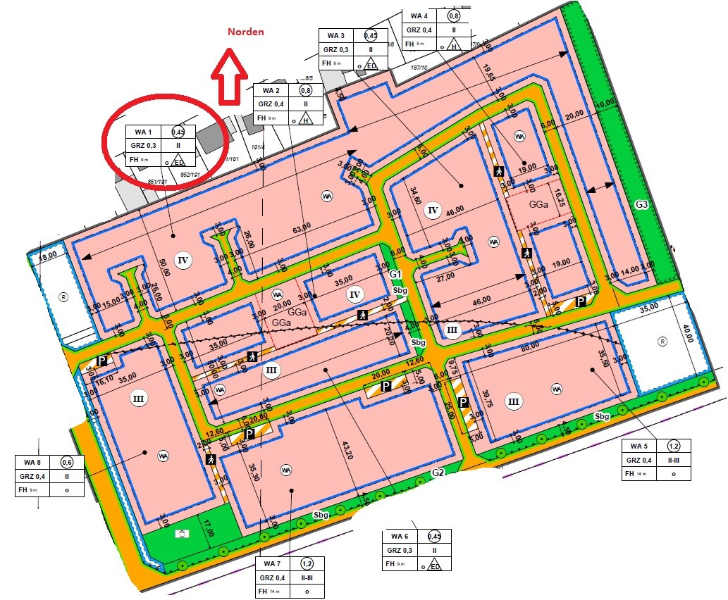 Site plan of a development area: streets, building areas, green spaces; north at top, red circle marked