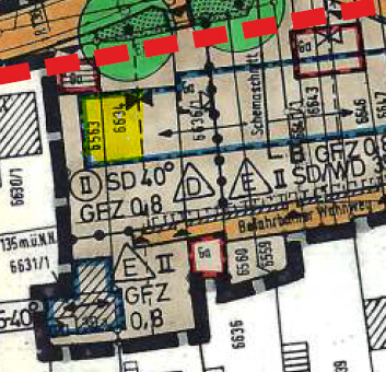 Detailed floor plan / building plan with colored markings and technical symbols