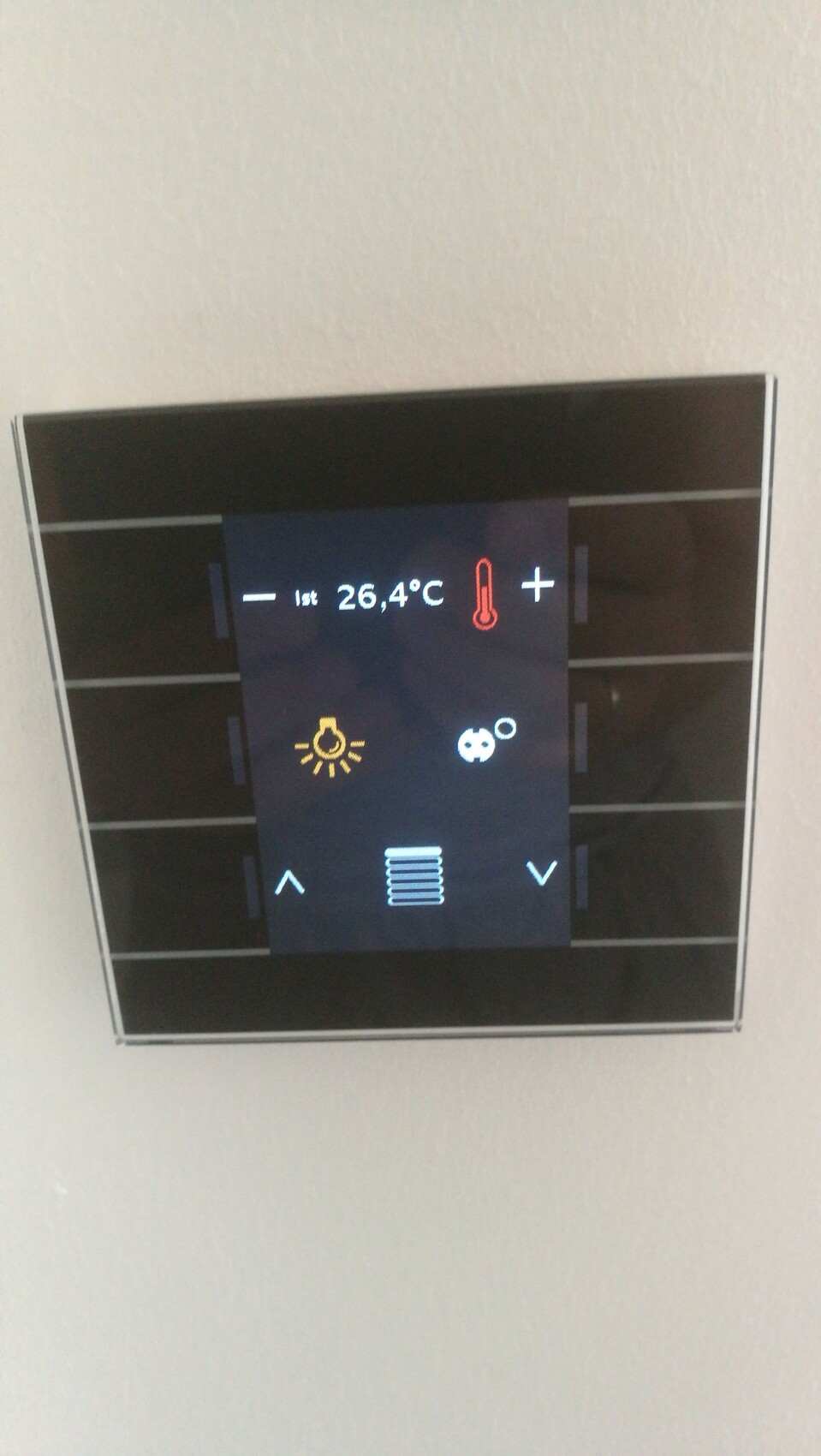 Ceiling panel with climate control and temperature display 26.4°C (79.5°F)
