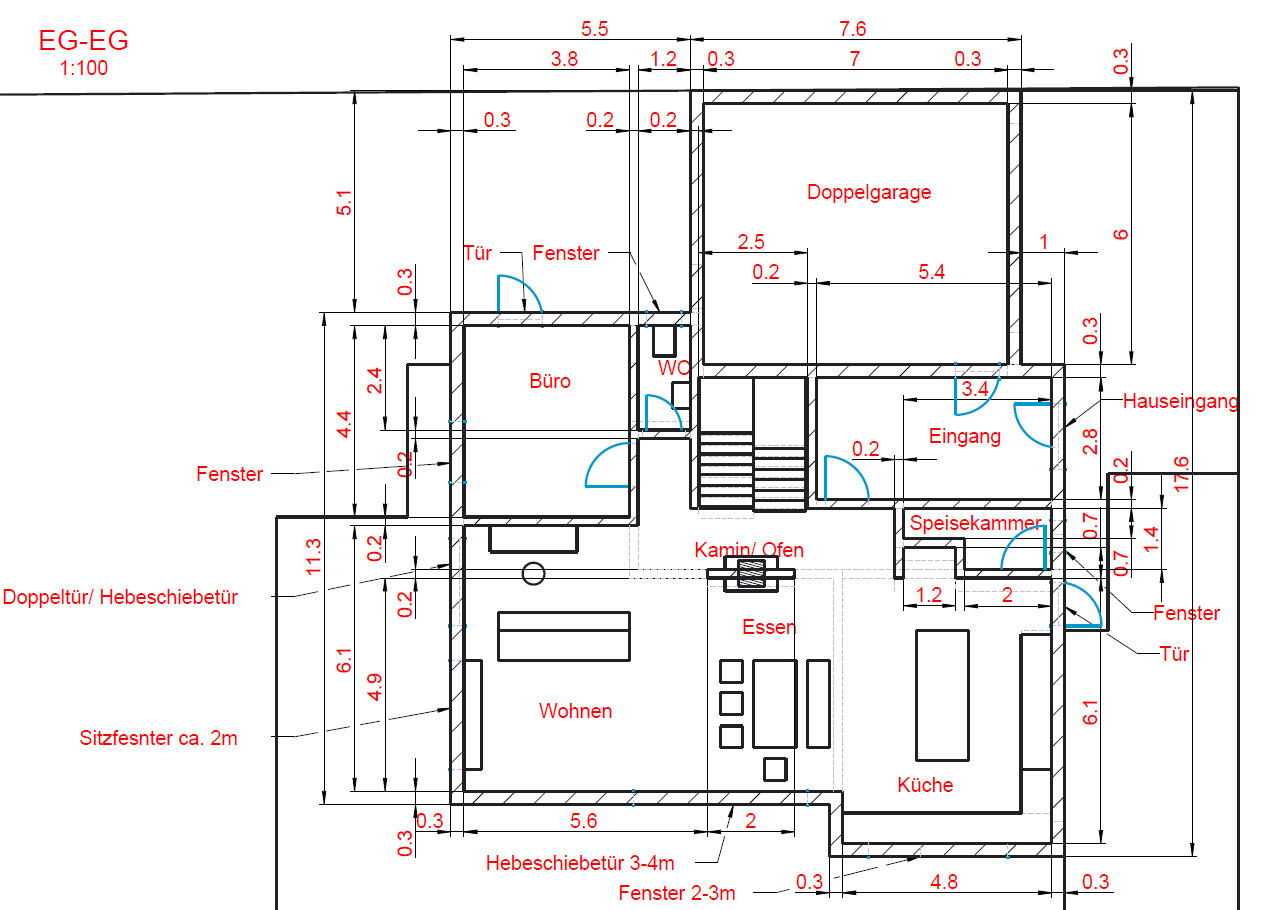 Grundriss des EG mit Wohnzimmer, Küche, Büro, Essen, Speisekammer, Doppelgarage, Eingang