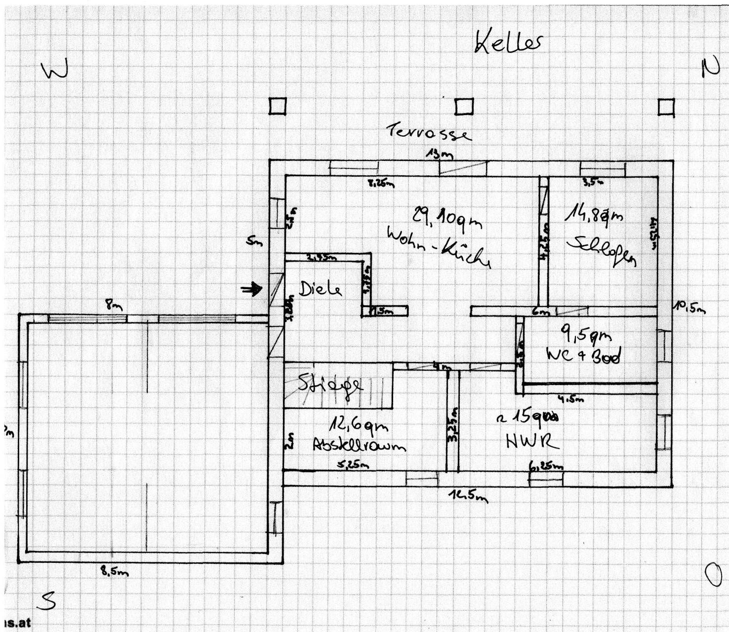 Floor plan of a house: living kitchen, entrance area, stairs, bedroom, toilet/bathroom, terrace.