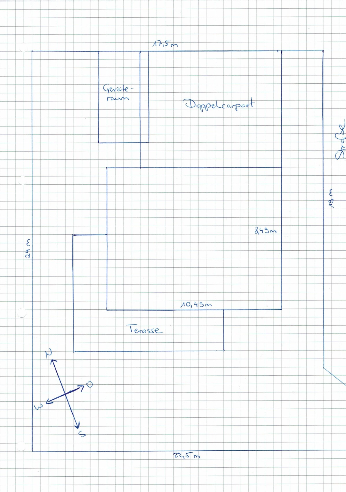 Hand-drawn floor plan of a house: double carport, storage room, terrace, measurements on the edges.