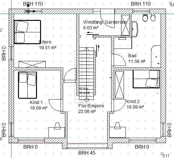 House floor plan: master bedroom, two children’s rooms, hallway/mezzanine, bathroom, entrance area with coat storage.