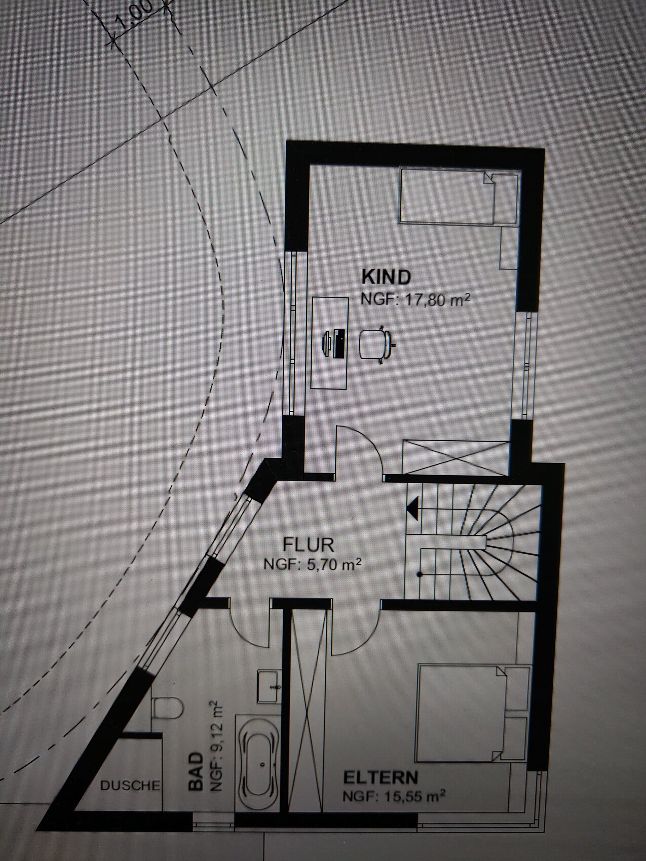 2D floor plan of a house with hallway, bathroom, master bedroom, and children’s room