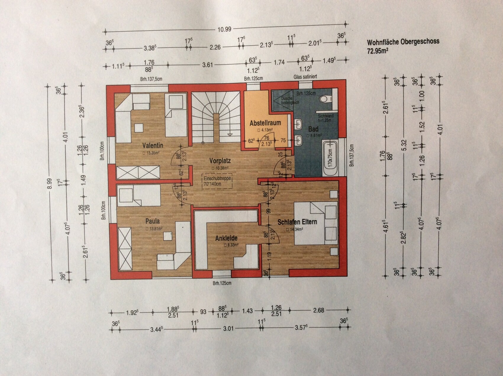 Upper floor plan of a house with bedrooms, bathroom, and landing
