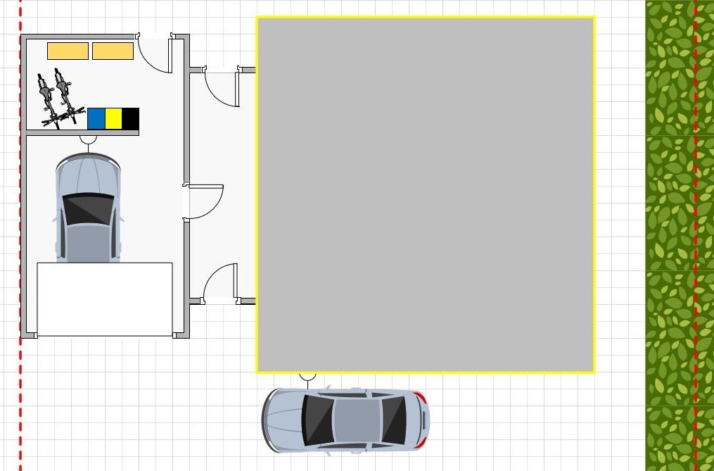 Floor plan: house with garage, car in front, interior with bicycles, tools and garden edge.
