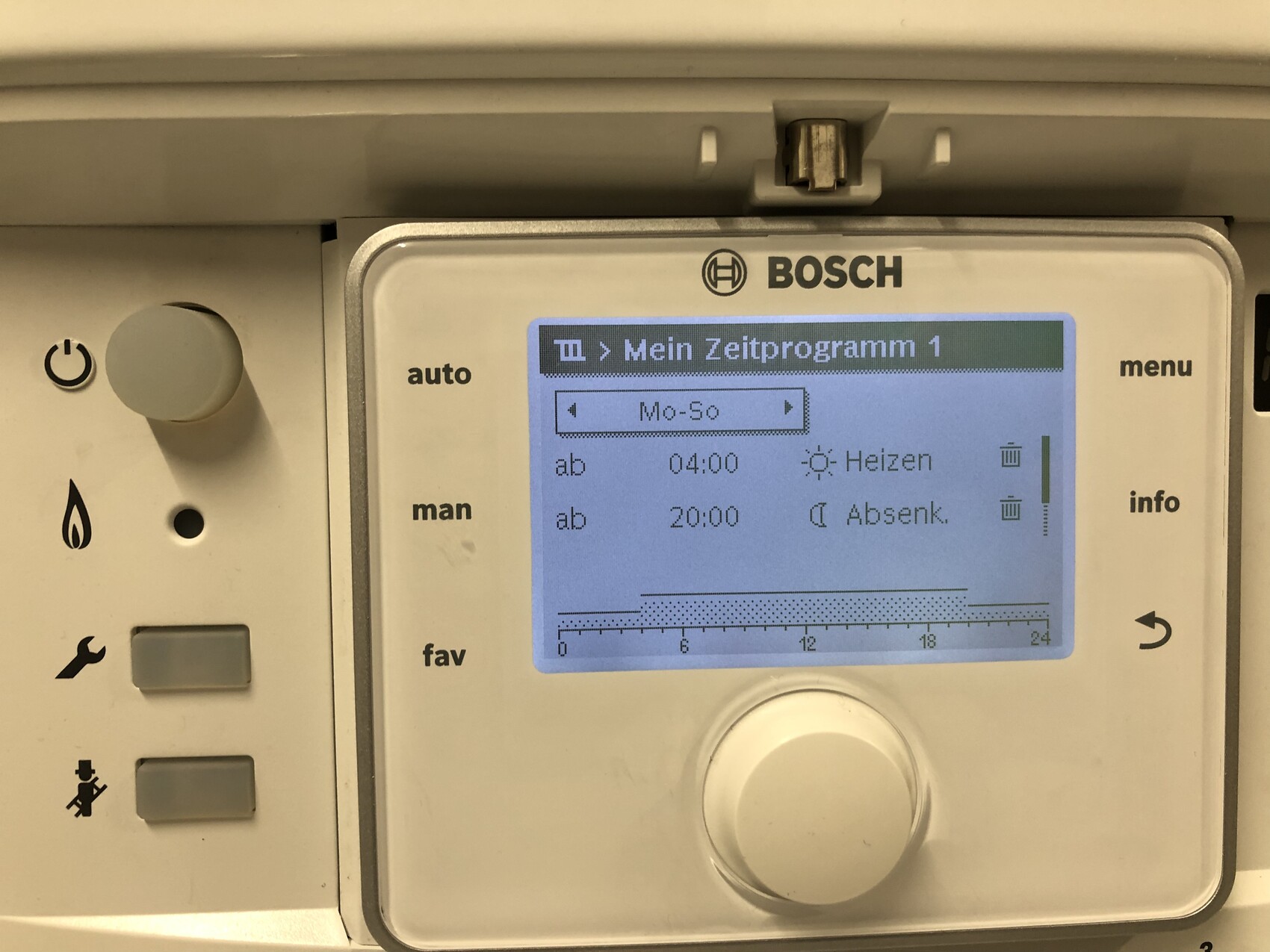 Bosch Heizungssteuerung mit Display und Zeitprogramm