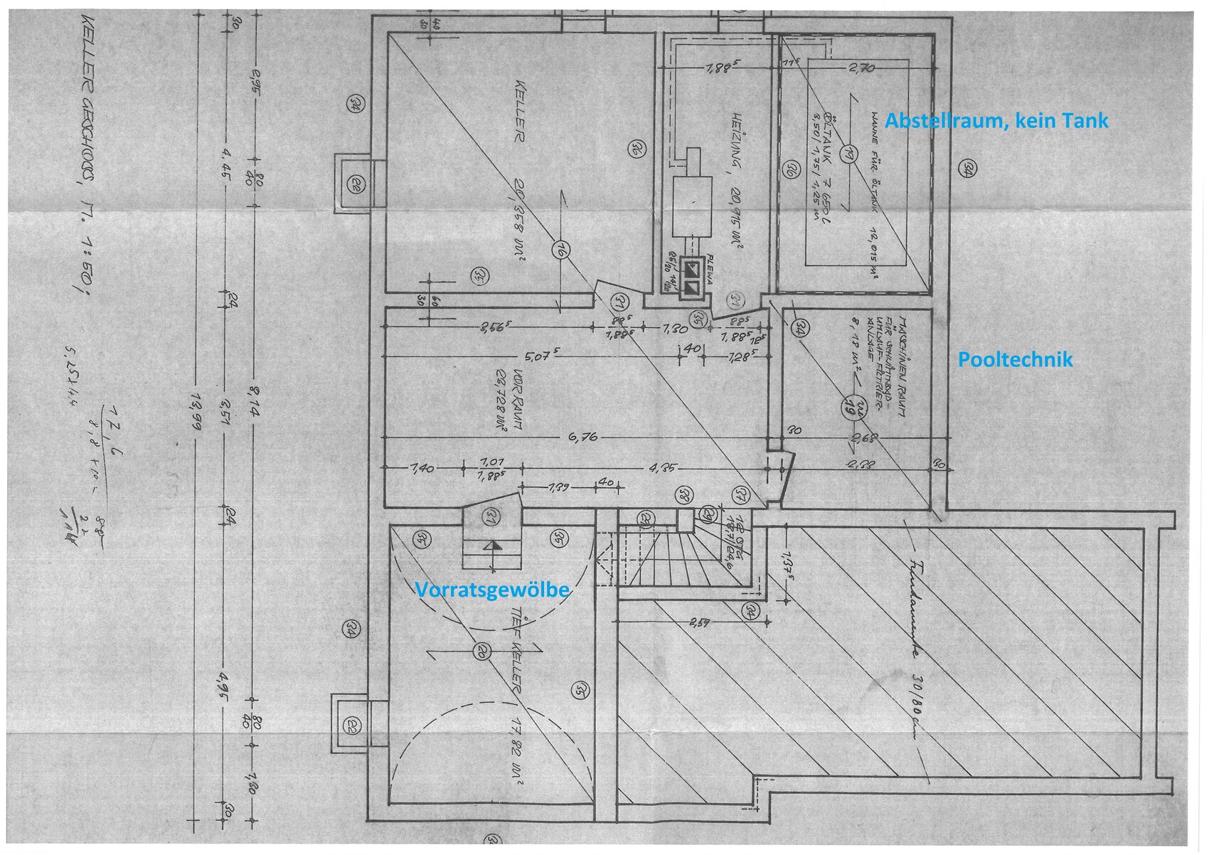 Grundrissplan eines Hauses mit Abstellraum Vorratsgewölbe und Pooltechnik