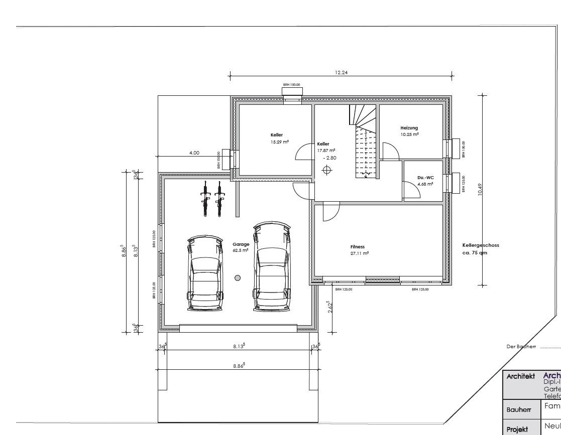 Basement floor plan: Garage with two cars, fitness room, heating, cellar, shower-WC, stairs