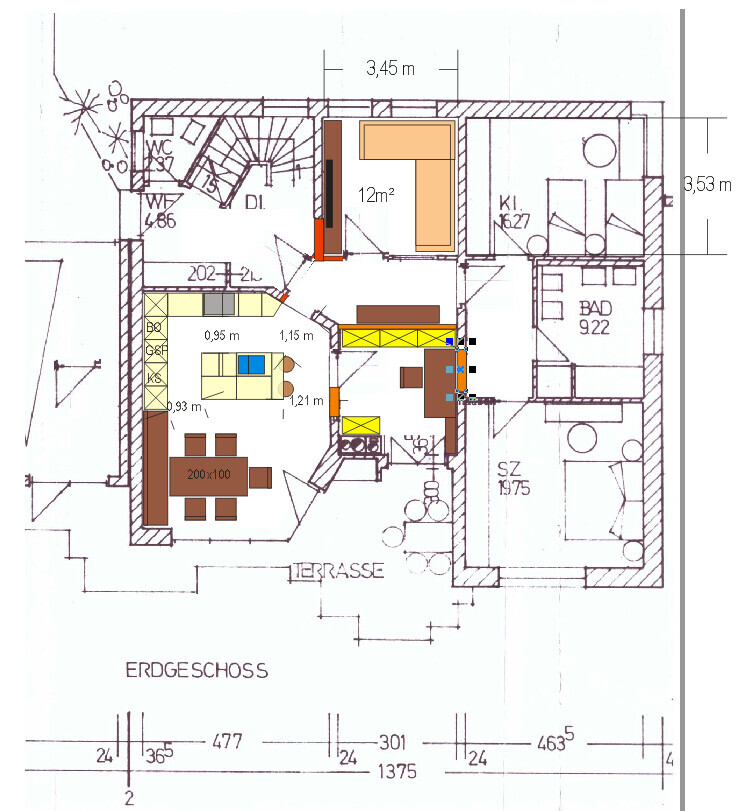 Floor plan of a ground floor with living room, kitchen, dining area, bathroom, bedroom, terrace.
