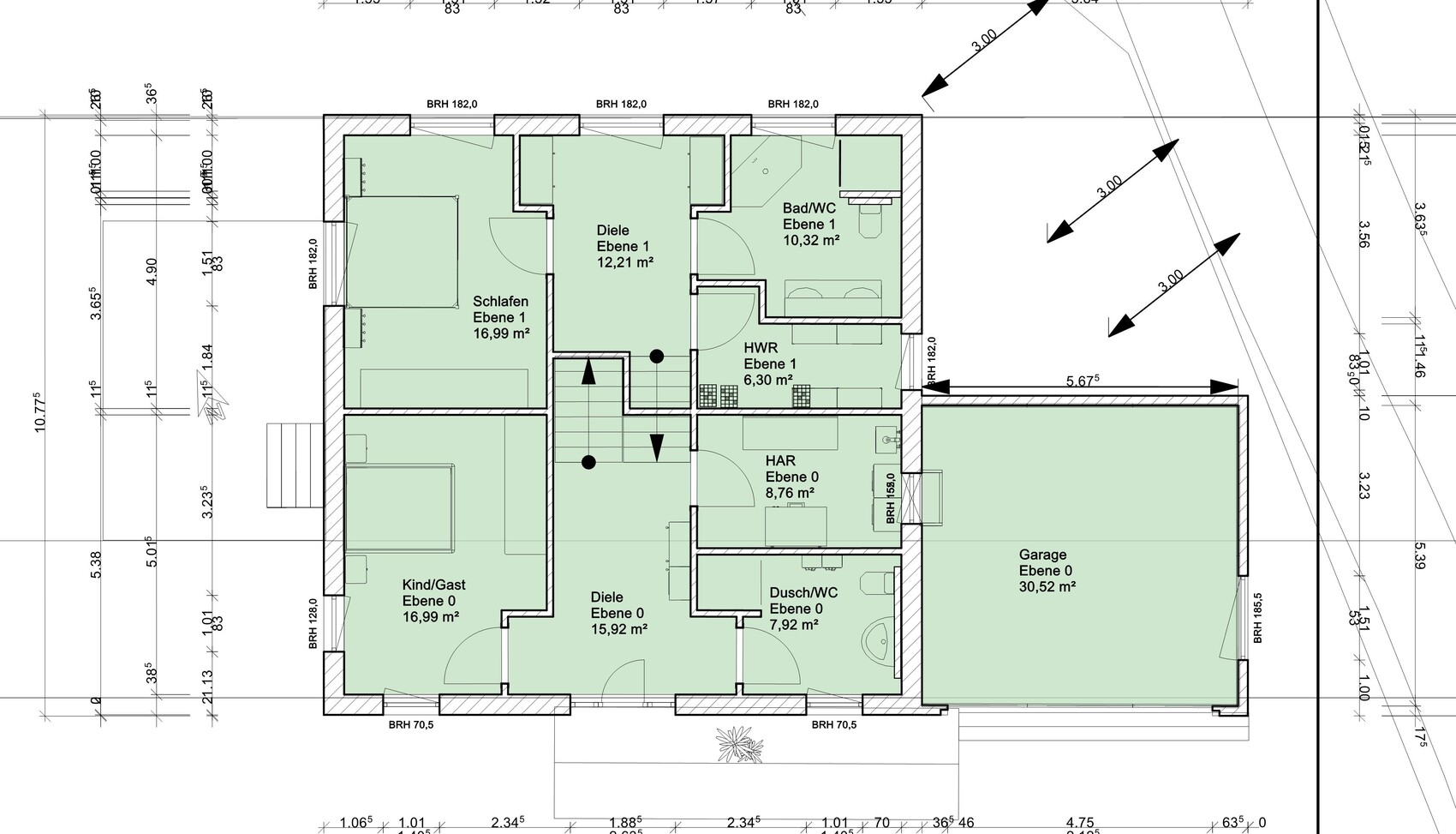 Ground plan of a two-story house with bedroom, child/guest room, hallway, bathroom/WC, shower/WC, utility room, garage.