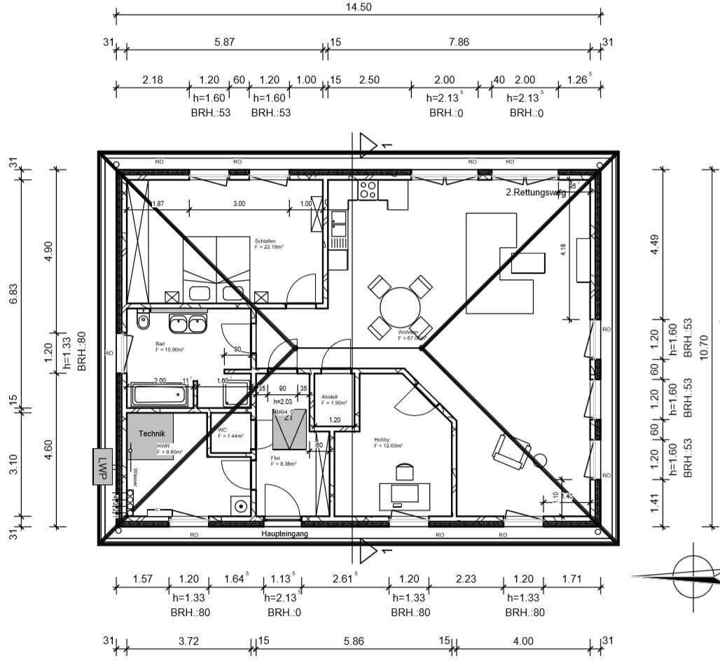 House floor plan: living and sleeping areas, bathroom, kitchen, hallway, furniture; dimension lines visible.