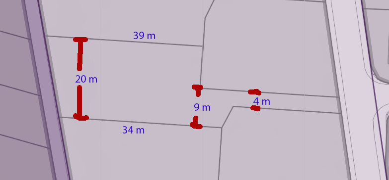 Site plan with red boundary markers and measurements: 39 m, 34 m, 20 m, 9 m, 4 m.
