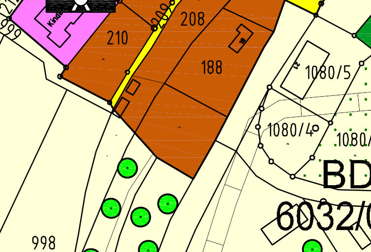 Cadastral map: brown parcels 188/210 on yellow street, green trees.