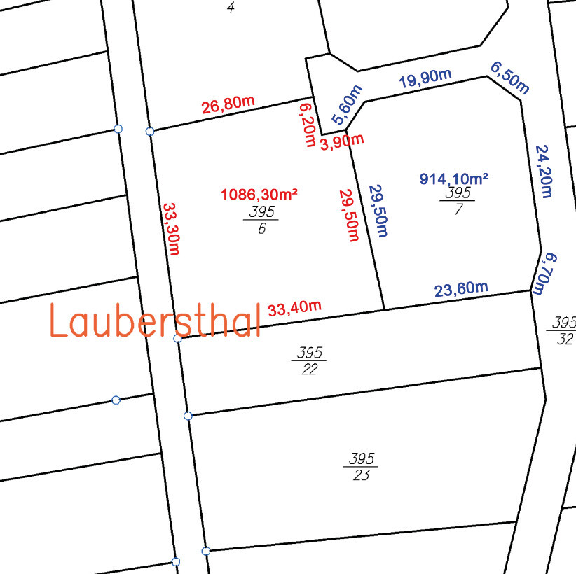 Cadastral map: plots with red area markings and blue boundary lines; street name Laubersthal.