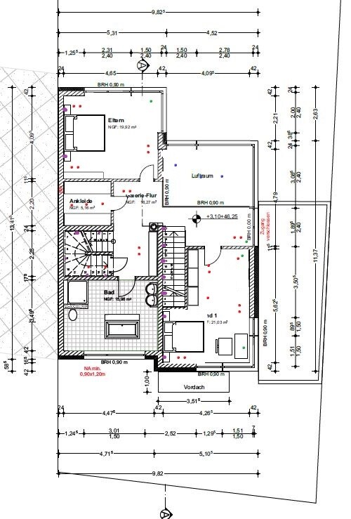 Floor plan of a house: bedroom, walk-in closet, bathroom, hallway, and staircase