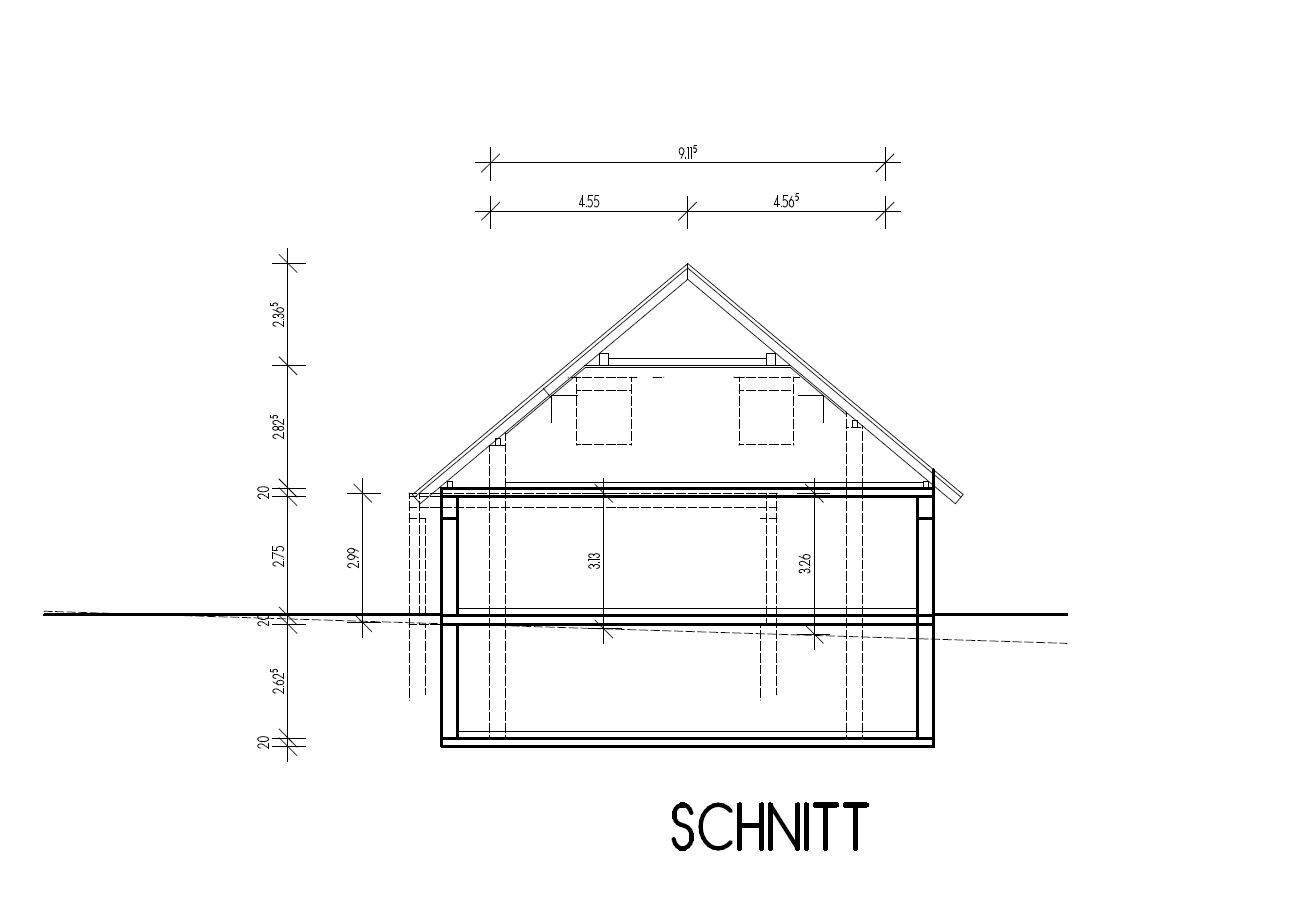 Architekten-Schnitt durch ein Wohnhaus mit Dach, Grundrisslinien und Maßangaben