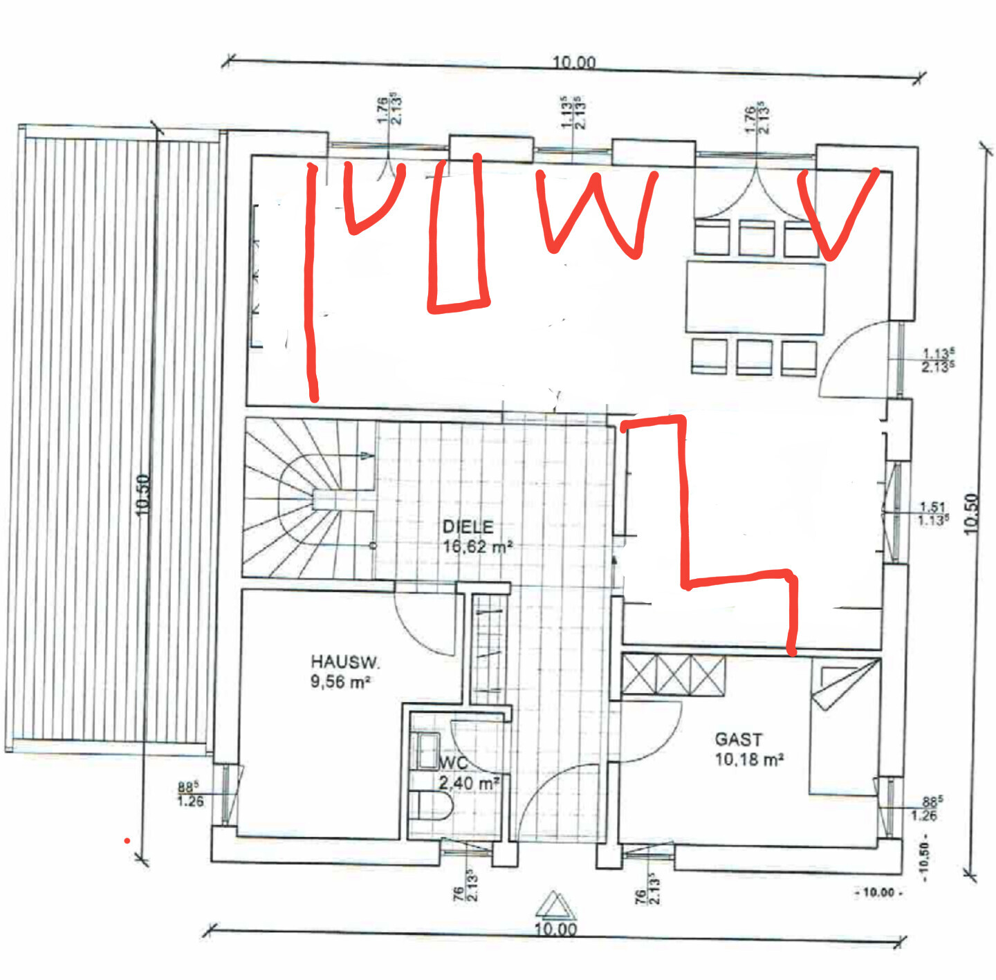 House floor plan: foyer, guest room, utility room, WC; red lines mark paths.