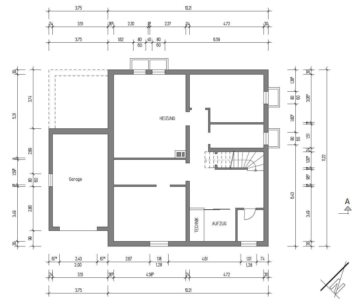 Floor plan of a house with garage, heating, technical room, elevator, and stairwell.