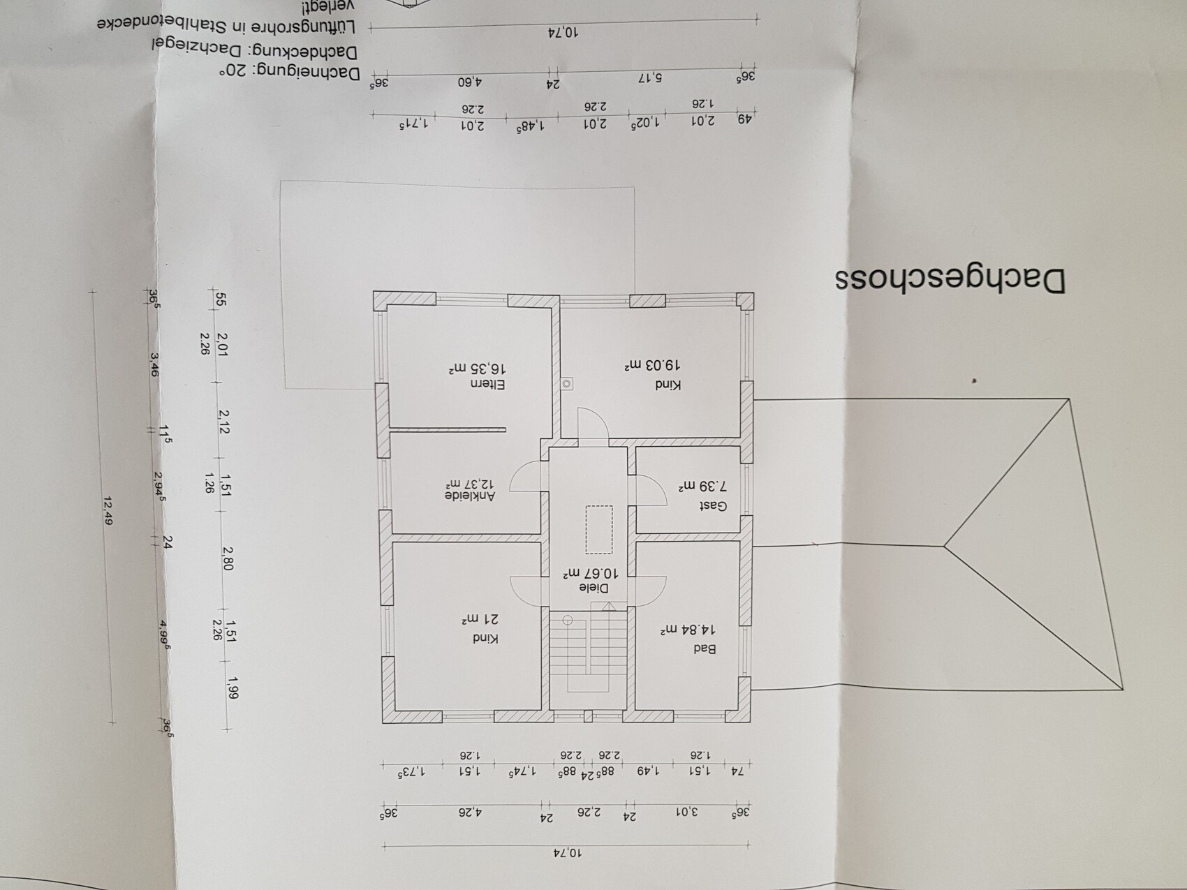 Attic floor plan: stairwell, hallway, master and children’s bedrooms, bathroom.