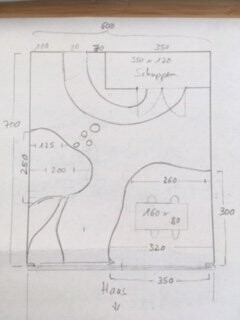2D floor plan sketch with room layout and dimensions