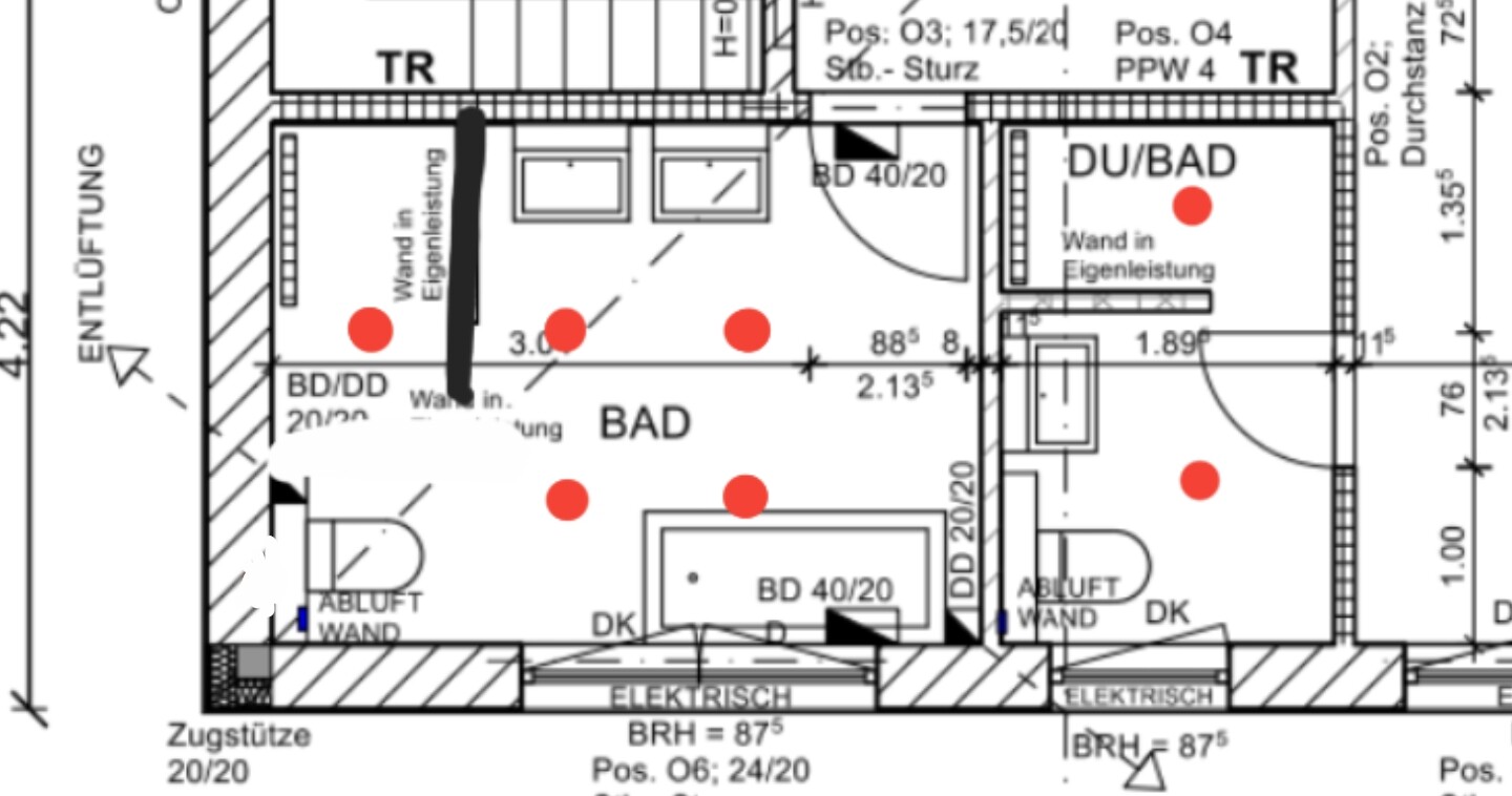Grundriss eines Wohnraums mit Bad, DU/BAD, Türen, Wänden und roten Markierungen.