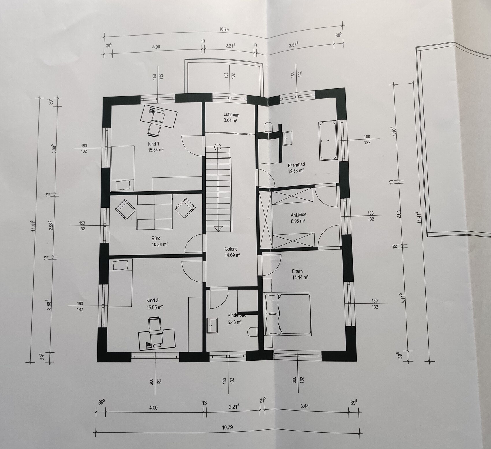 Upper floor plan: master bedroom, two children's rooms, office, walk-in closet, gallery, staircase.