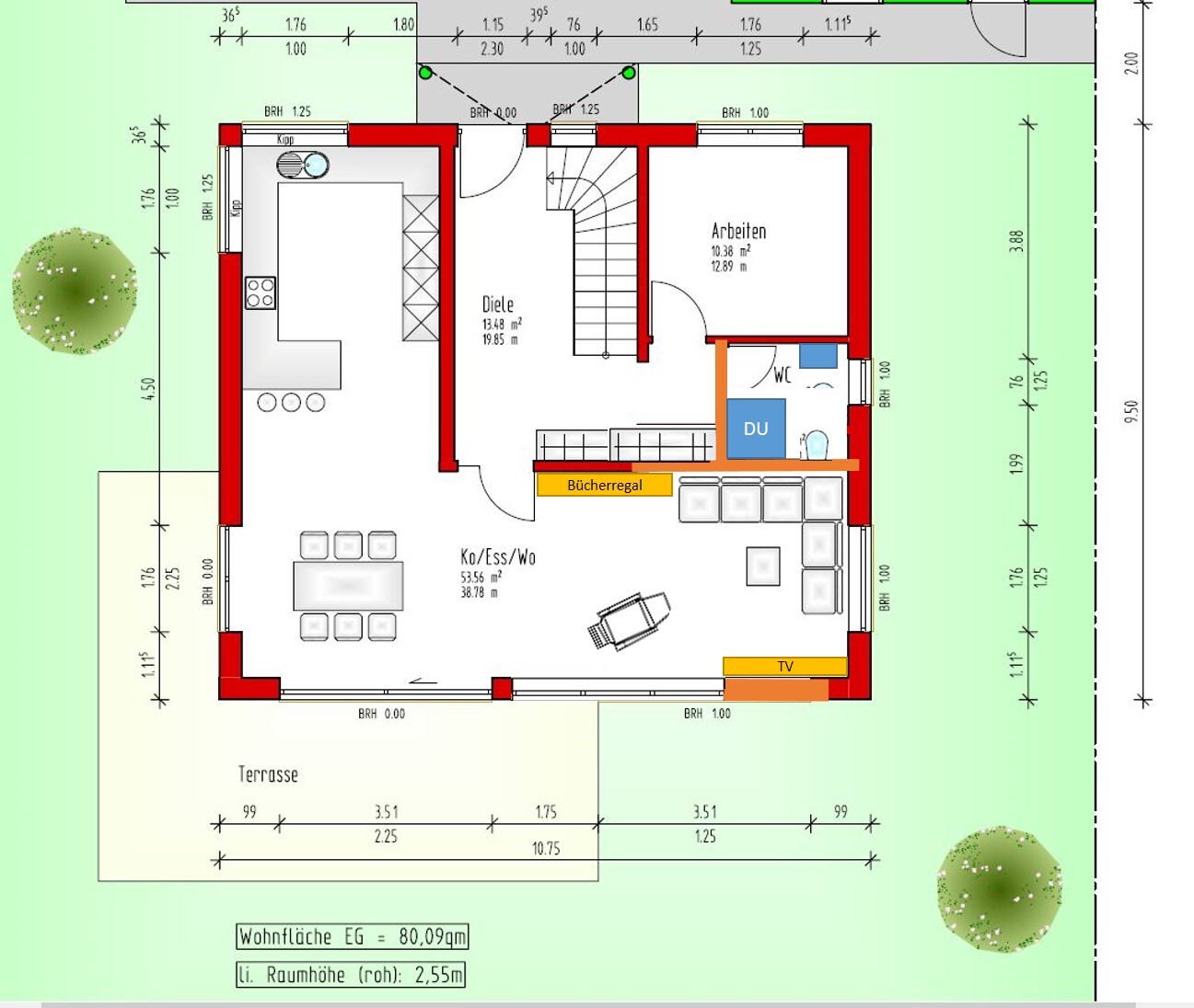 Grundriss EG: Küche, Essen/Wohnen, Diele, Arbeiten, WC, Dusche, Bücherregal, Terrasse.