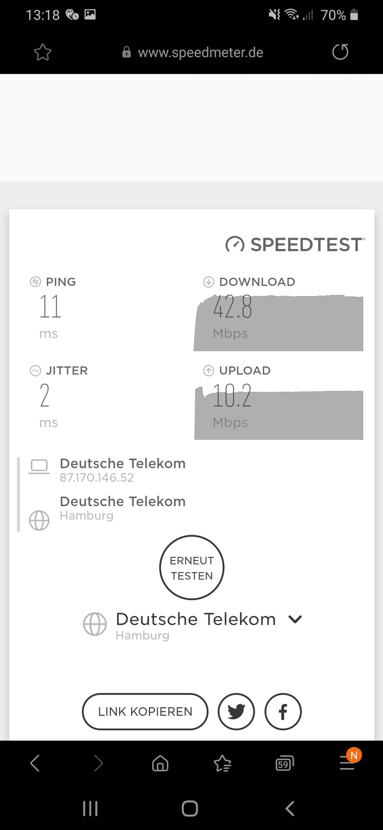 Screenshot der Speedtest-App: Ping 11 ms, Jitter 2 ms, Download 42.8 Mbps, Upload 10.2 Mbps.