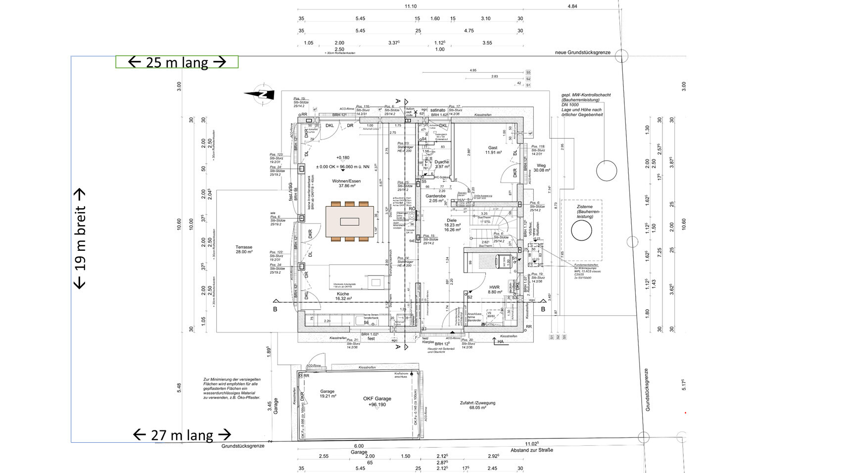 Floor plan of a house with interior rooms, terrace, and garage; external dimensions approx. 25 x 27 m (82 x 89 ft).