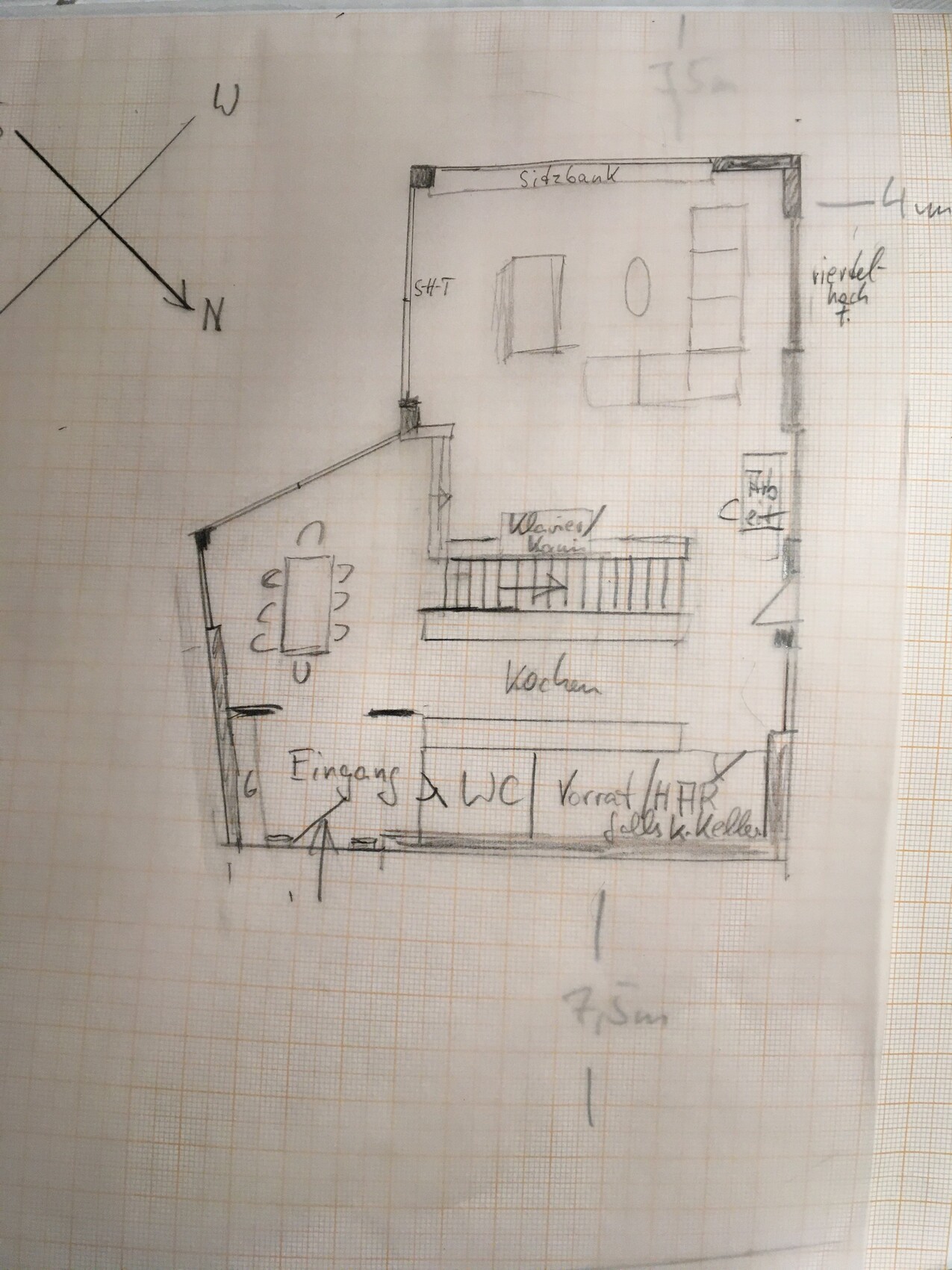 Floorplan sketch: Entrance, kitchen, WC/pantry, living room with sofa.