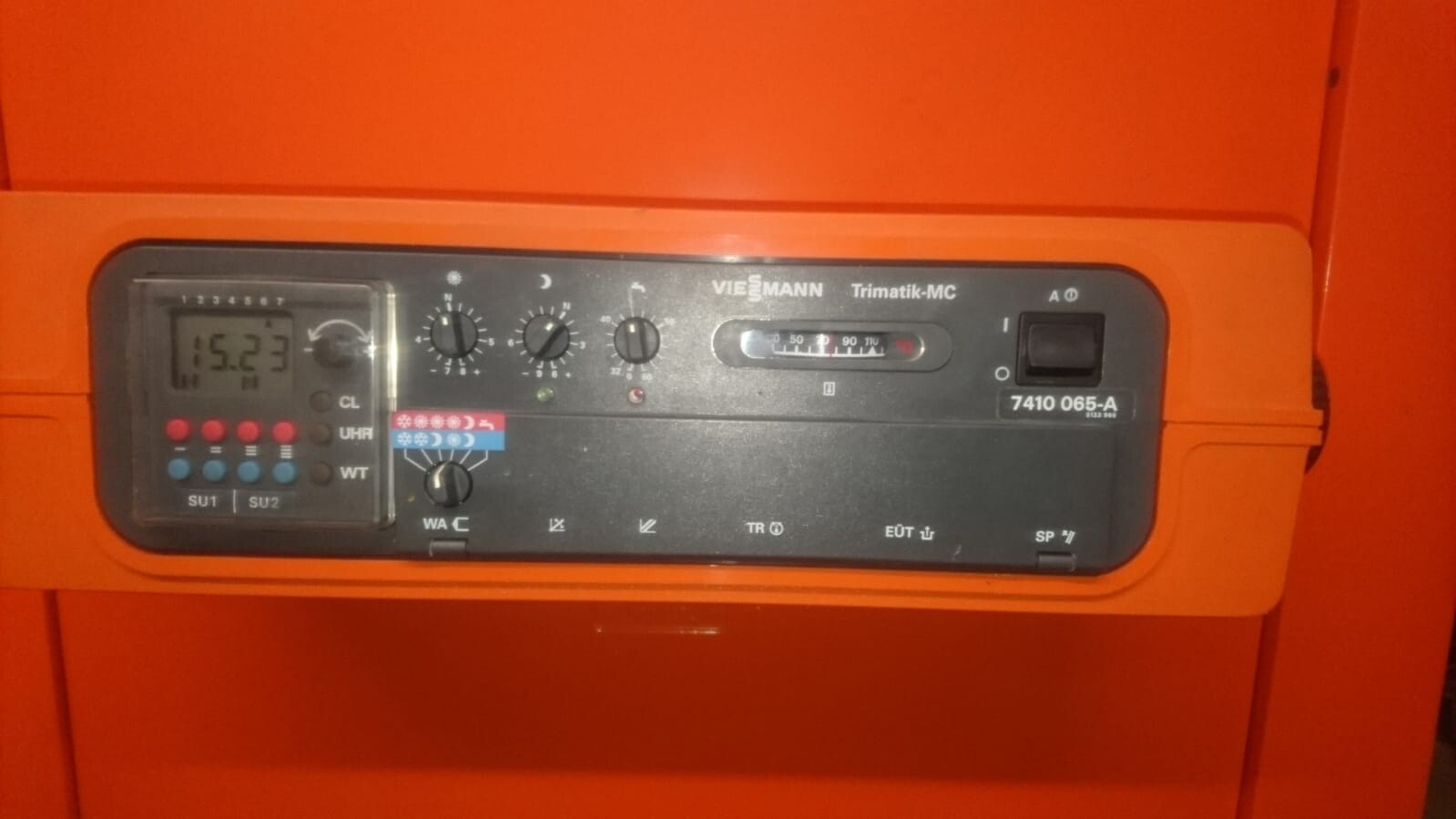 Viessmann Trimatik-MC heating control with display and buttons