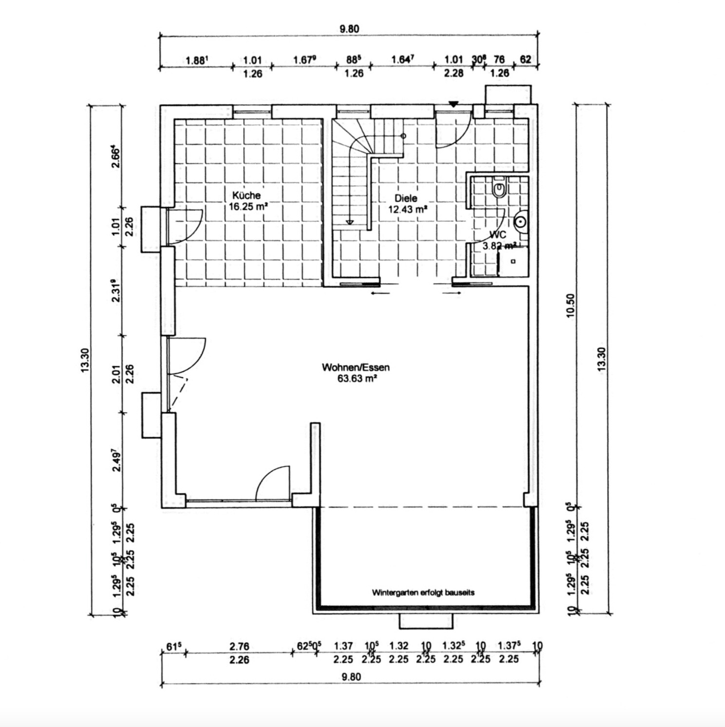 Floor plan: living/dining area (63.63 m² / 685 sq ft) with kitchen (16.25 m² / 175 sq ft), hallway (12.43 m² / 134 sq ft) and WC (3.82 m² / 41 sq ft).
