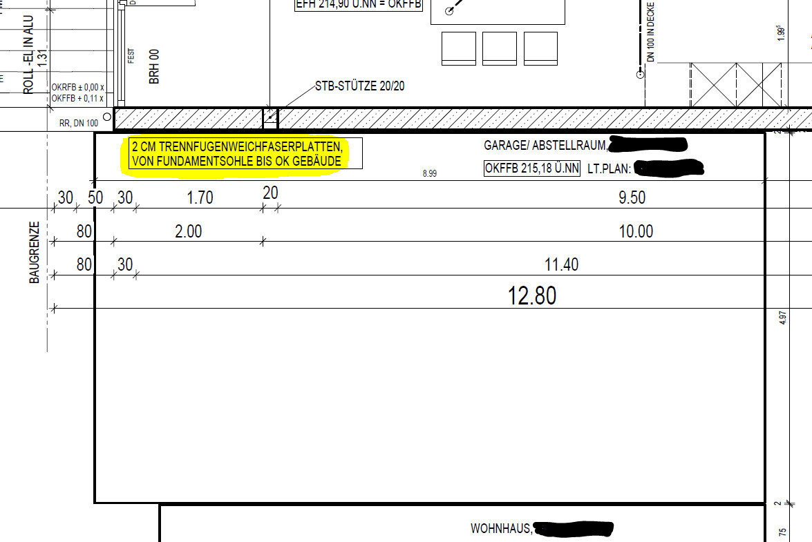 Bauplan zeigt Fundament, Wände und Garagenbereich mit Maßen und Beschriftungen.