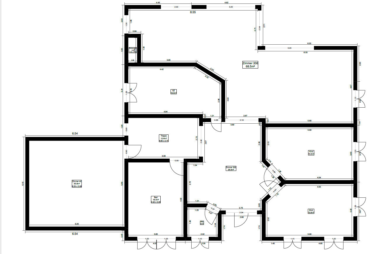 Floor plan of a multi-room house with walls, doors, and dimensions.