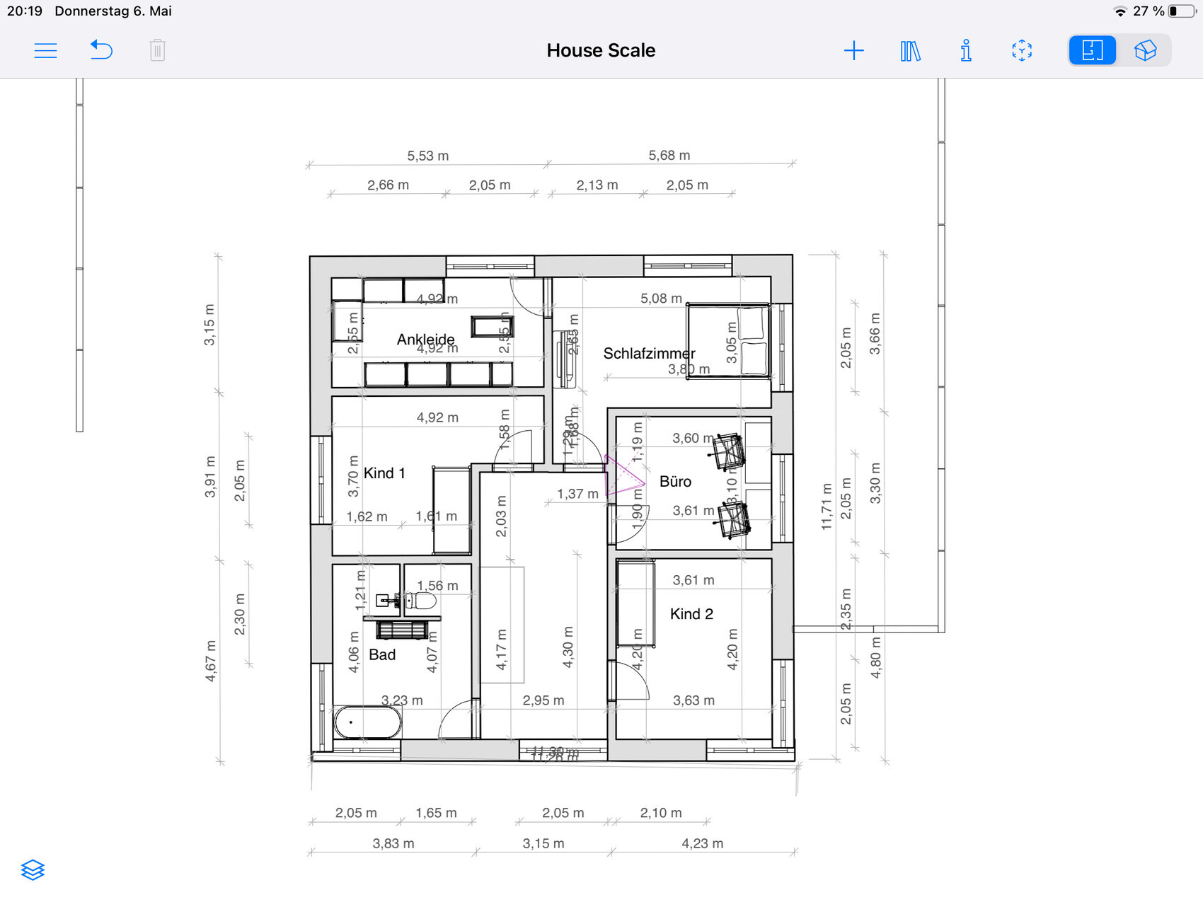 Floor plan of a house: bedroom, walk-in closet, office, bathroom, two children’s rooms and dimensions.