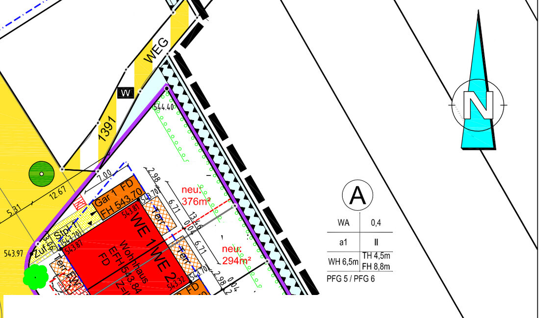 A colored floor plan of a triangular plot with building areas, measurements, and a north arrow.
