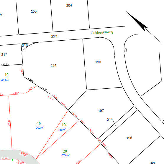 Site plan: plots at Goldregenweg with parcels 224, 199, 197, and arrow.