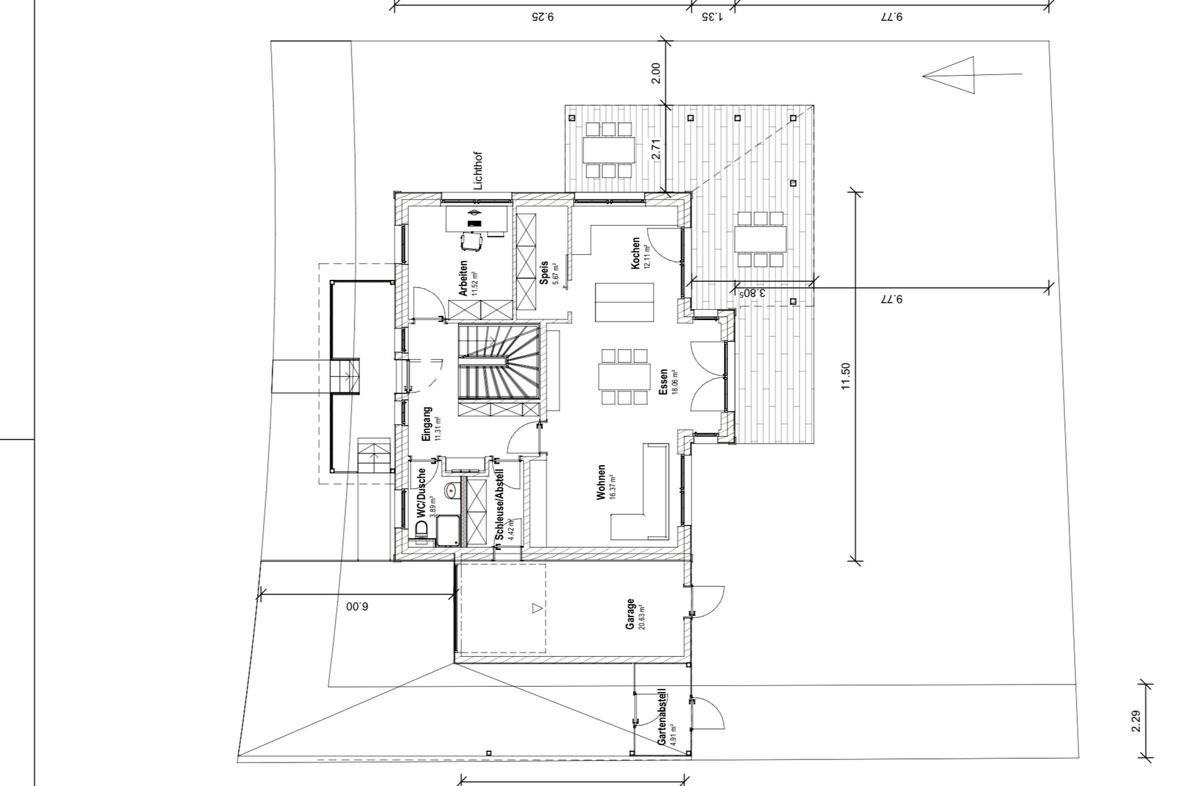 Floor plan of a single-family home with entrance, living, dining, kitchen and terrace.