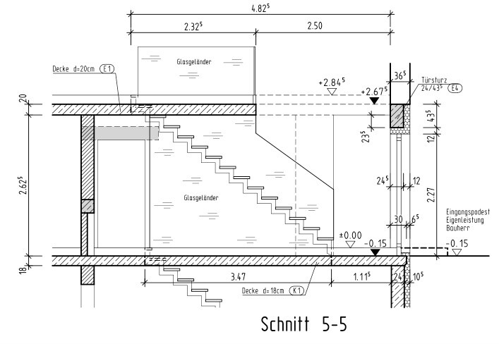 Section 5-5: staircase with glass railing, floors, dimensions and door lintel in construction plan view.