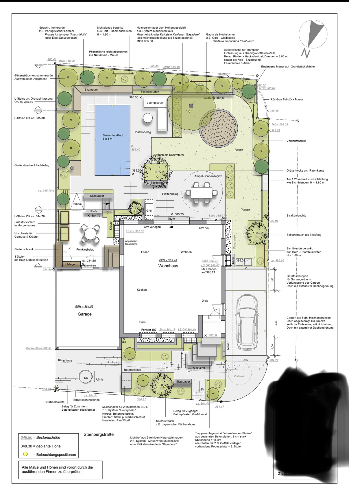 Ground plan of a garden with house, garage, pool, terrace, and trees.