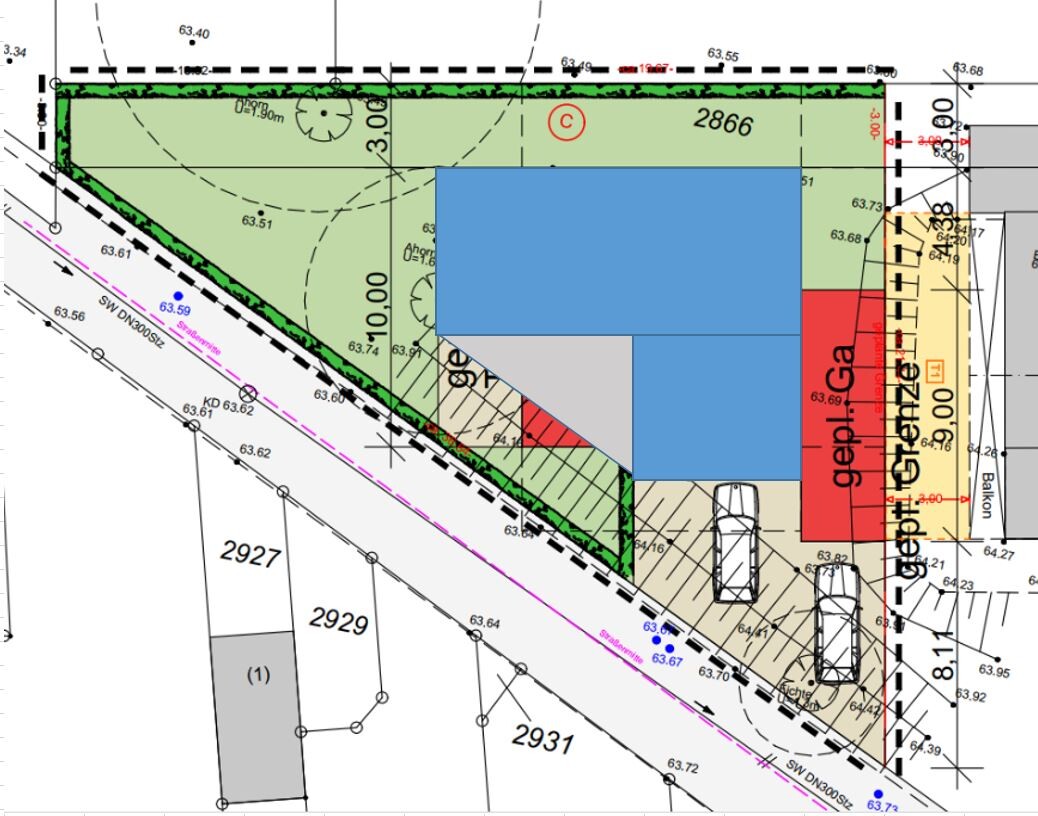 Site plan of a property: green green area, blue building, red construction zone, parking spaces on the right.