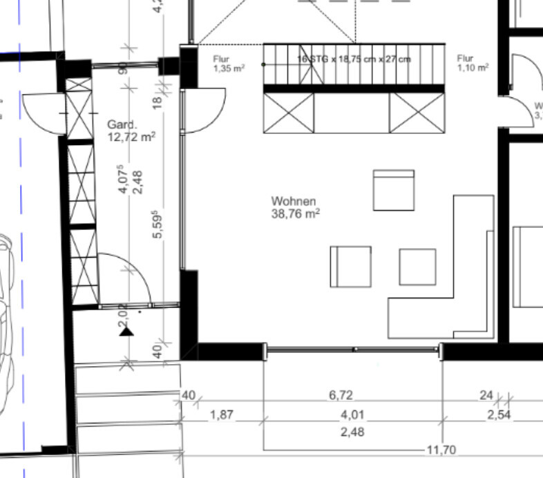 Floor plan: Living area 38.76 m² with seating area, hallway, and stairwell