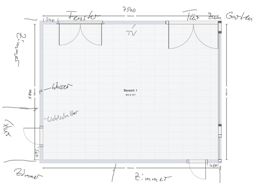 Floor plan of a rectangular room (44 m² (474 ft²)) with two doors at the top and TV area in the center.