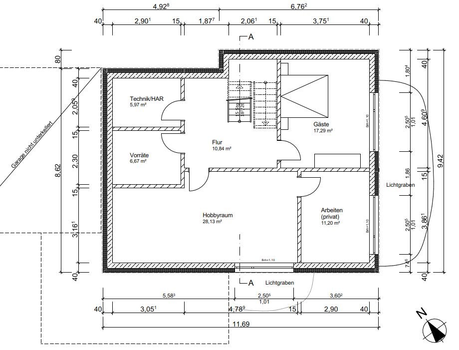 Floor plan of a basement with hobby room, guest room, technical room, and corridor.